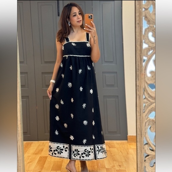 New ZARA Black And White Printed Midi Dress With Passementerie Trim - Picture 5 of 11